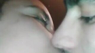 Babe rousse Hunky donne une baise orale film porno gratuit belge fantastique à la réunion de la bite